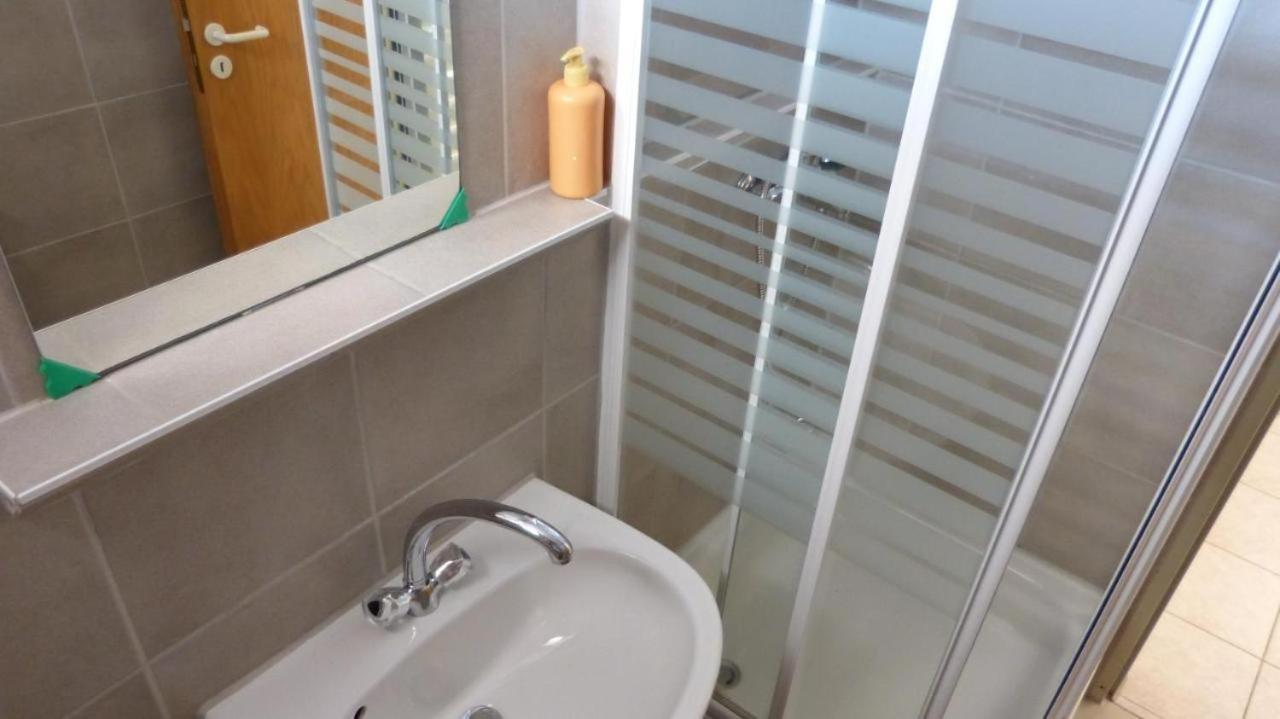 Studio apartments, Balica Rat Omiš Esterno foto