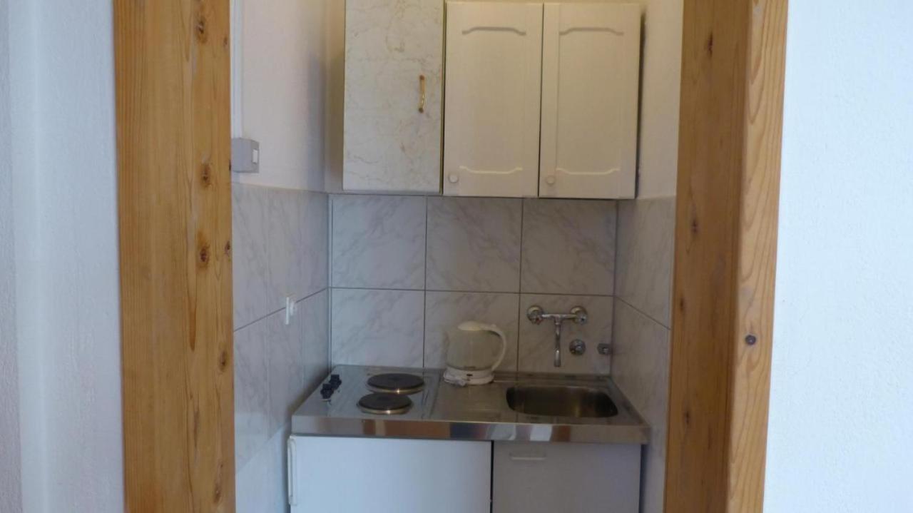 Studio apartments, Balica Rat Omiš Esterno foto