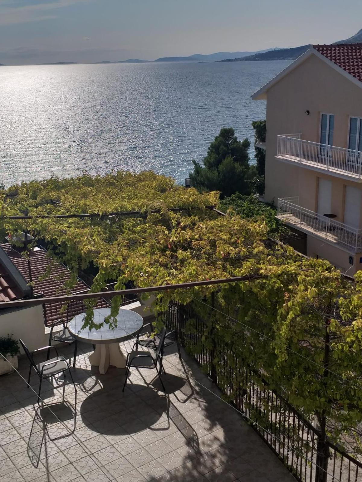Studio apartments, Balica Rat Omiš Esterno foto