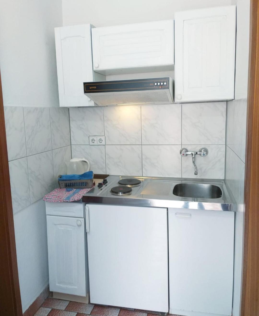 Studio apartments, Balica Rat Omiš Esterno foto